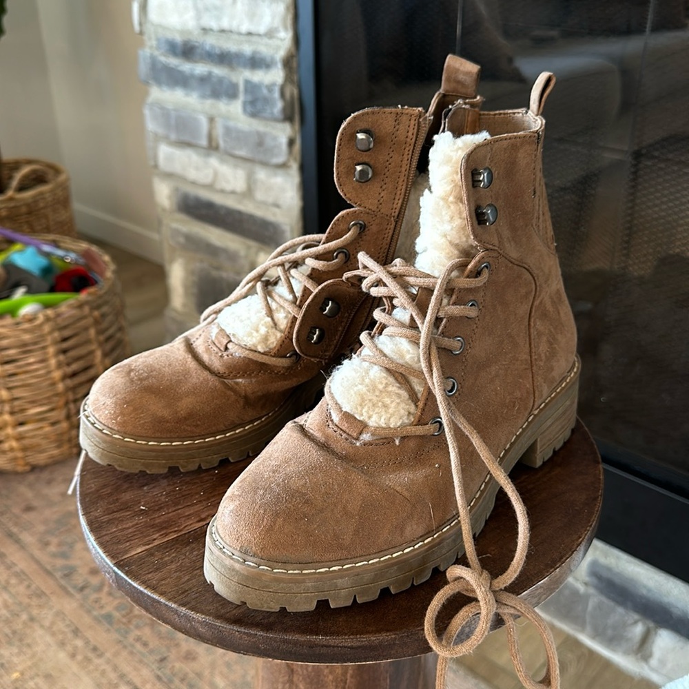 Camel brown suede lace up fleece boot. Great condition!